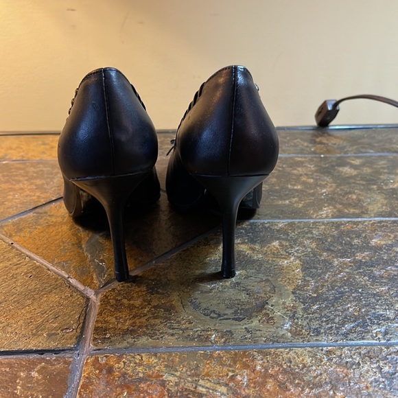 Gino Nicci Heels - Picture 3 of 5